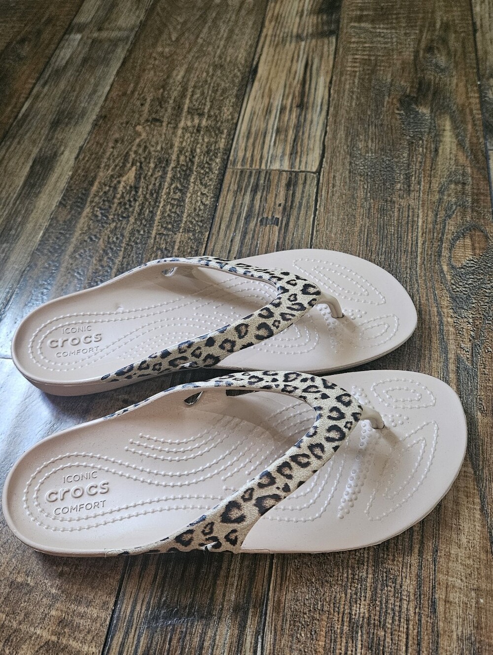 CROCS Women’s Cream Flip Flop with Leopard-Print Straps